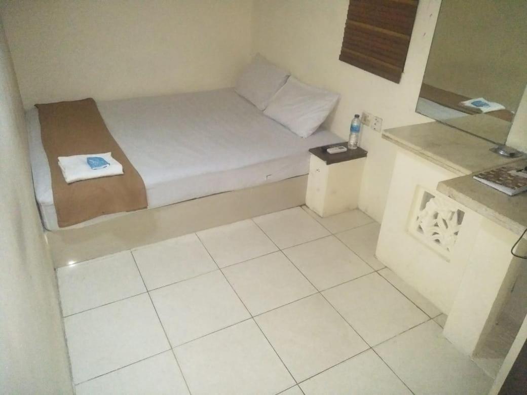 Penthouse Hotel Giacarta Esterno foto