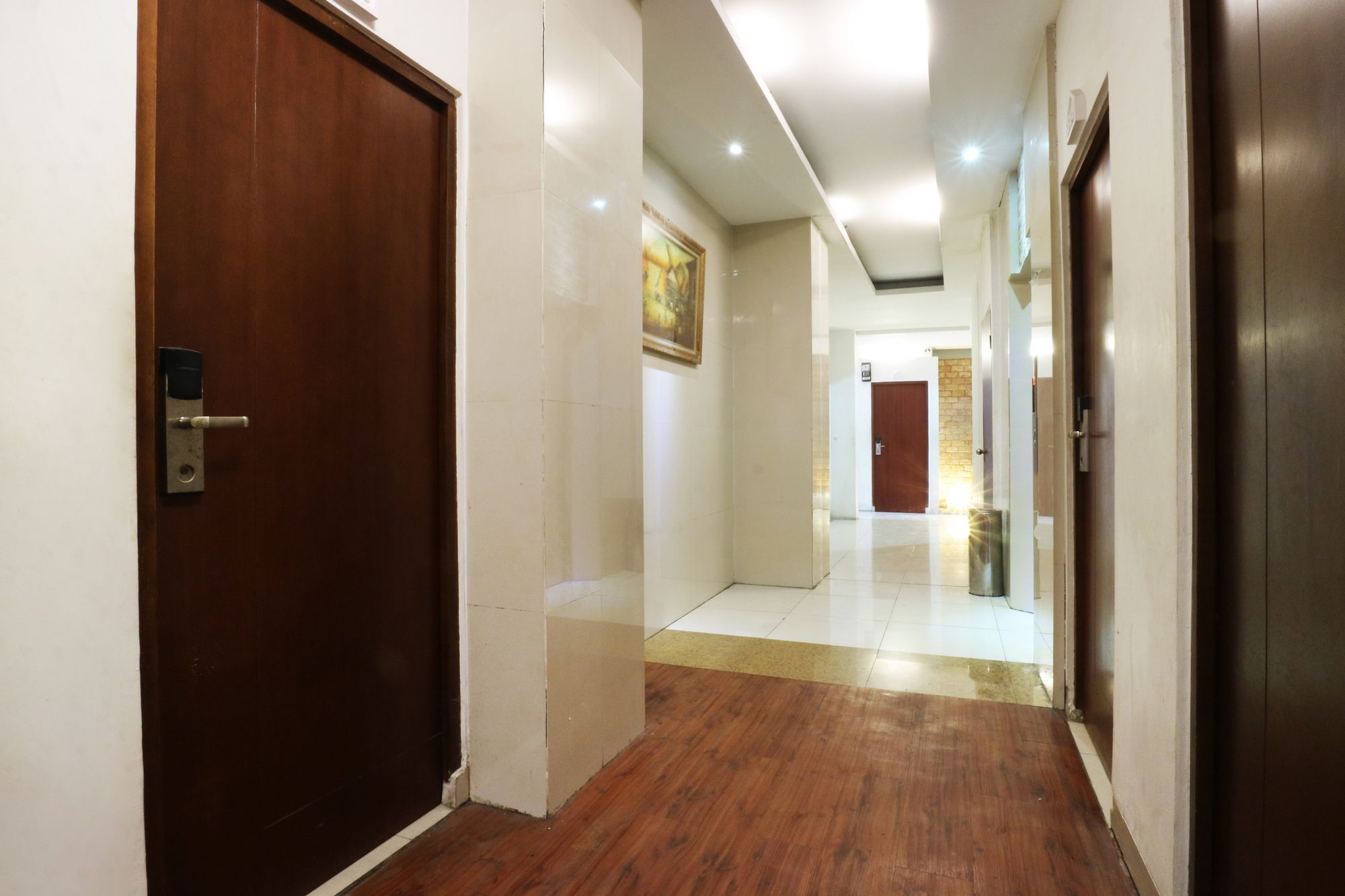 Penthouse Hotel Giacarta Esterno foto
