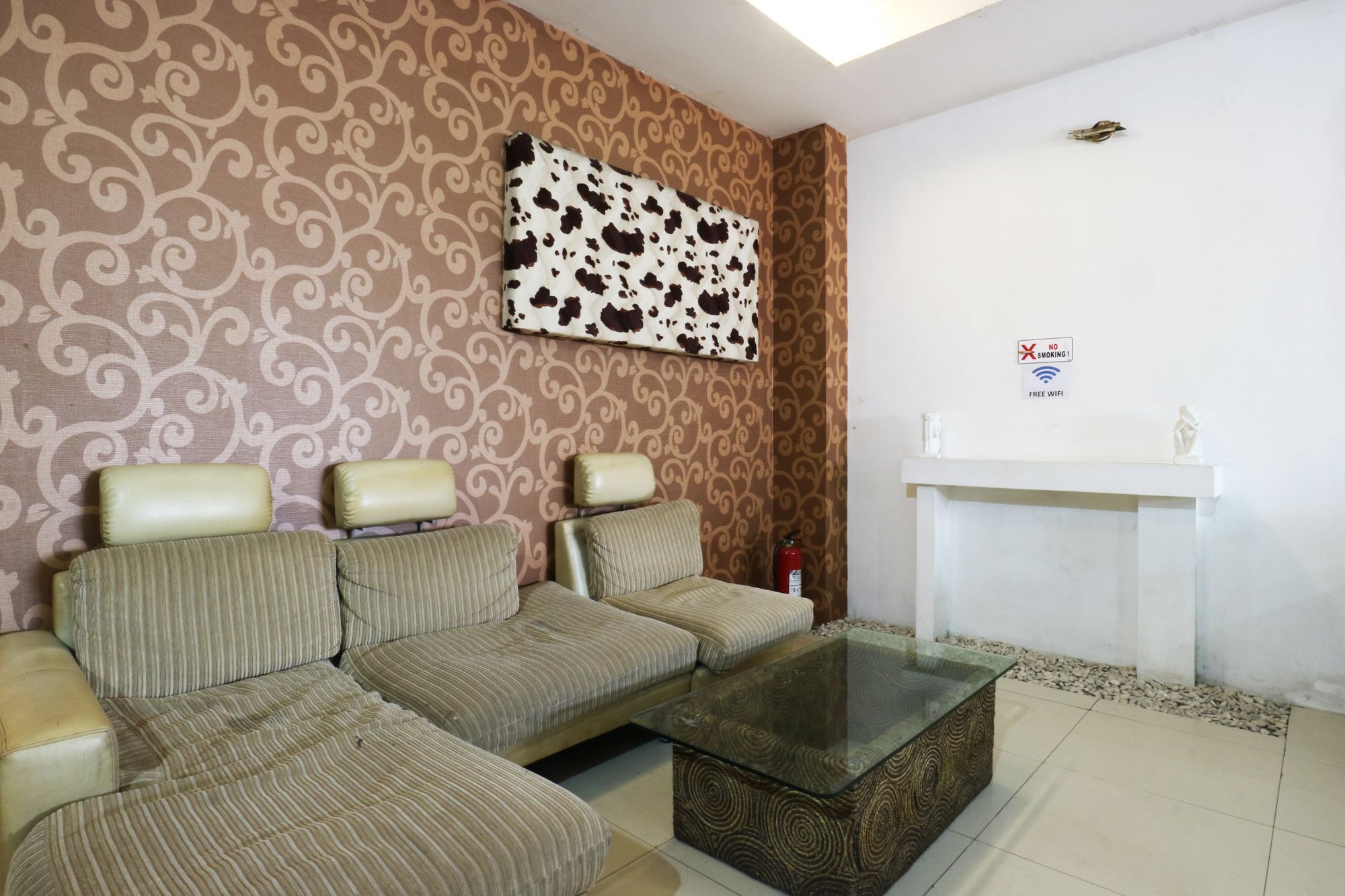 Penthouse Hotel Giacarta Esterno foto